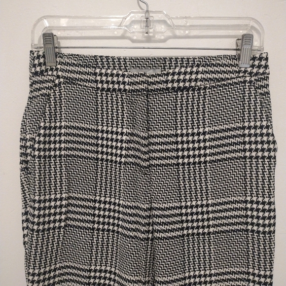 H&M - Houndstooth Plaid High Rise Skinny Pants - Picture 2 of 14
